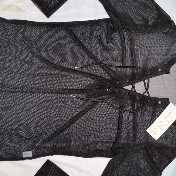 COOFANDY | Black V-Neck Lace Tie Mesh Pullover Stretch Fit Men’s Shirt - Picture 7 of 9